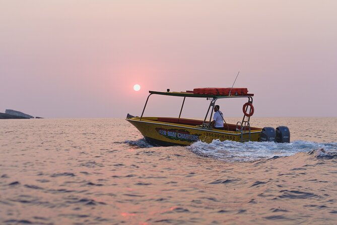 private-speedboat-3hrs-around-comino-crystal-blue-lagoon-caves