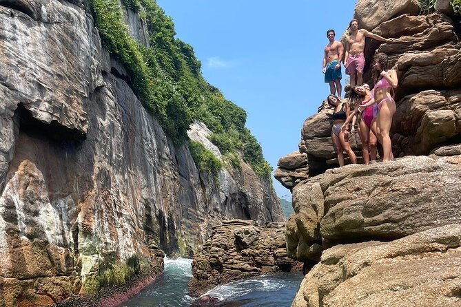 private-speedboat-tour-barra-da-tijuca