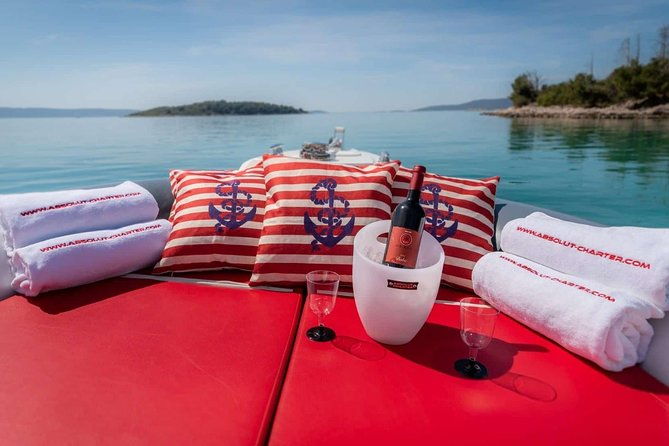 private-speedboat-tour-to-blue-cave-vis-and-hvar