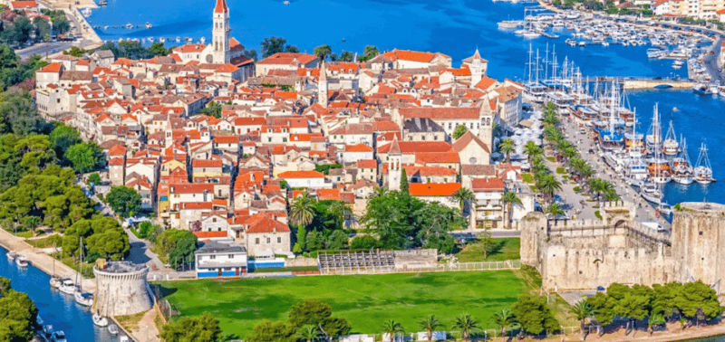 private-split-and-trogir-guided-walk-tour-cruise-ship-pickup
