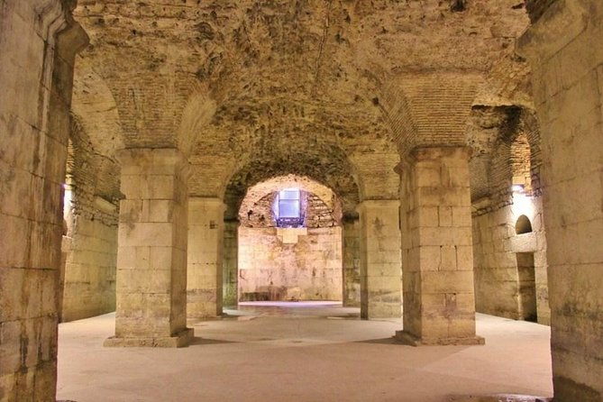 private-split-trogir-wine-tasting-vineyard-with-sea-view