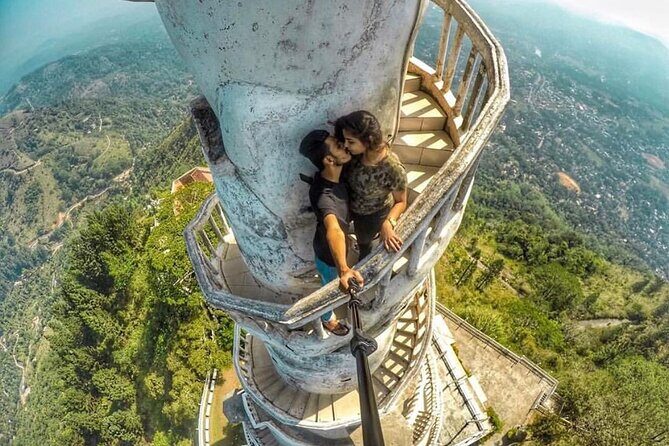 Private Sri Lanka Tour & Hike Experience to Ambuluwawa Tower - The Itinerary in Detail