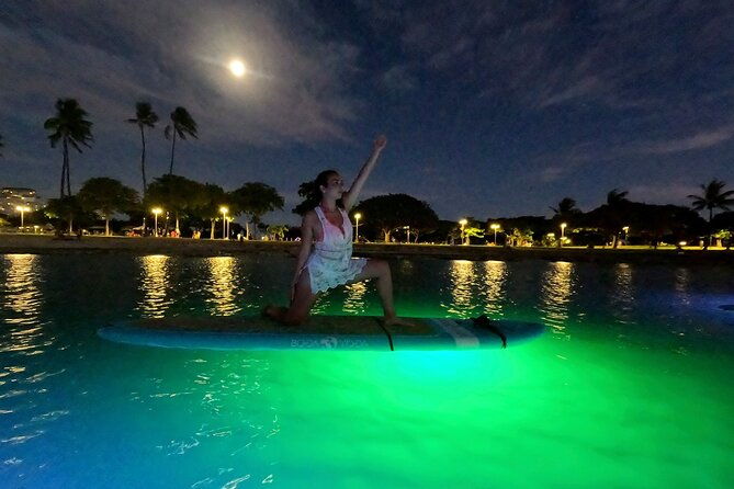 private-stand-up-paddle-glowga-yoga-class-in-honolulu
