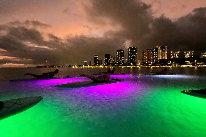 private-stand-up-paddle-glowga-yoga-class-in-honolulu