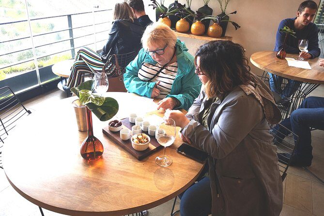 Private Stellenbosch, Franschhoek Paarl Wine Tour from Cape Town - FAQ