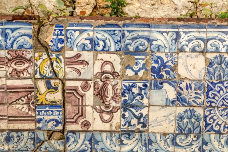 private-street-art-tour-in-lisbon
