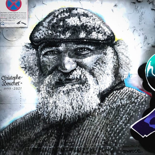 private-street-art-walking-tour-in-berlin-friedrichshain