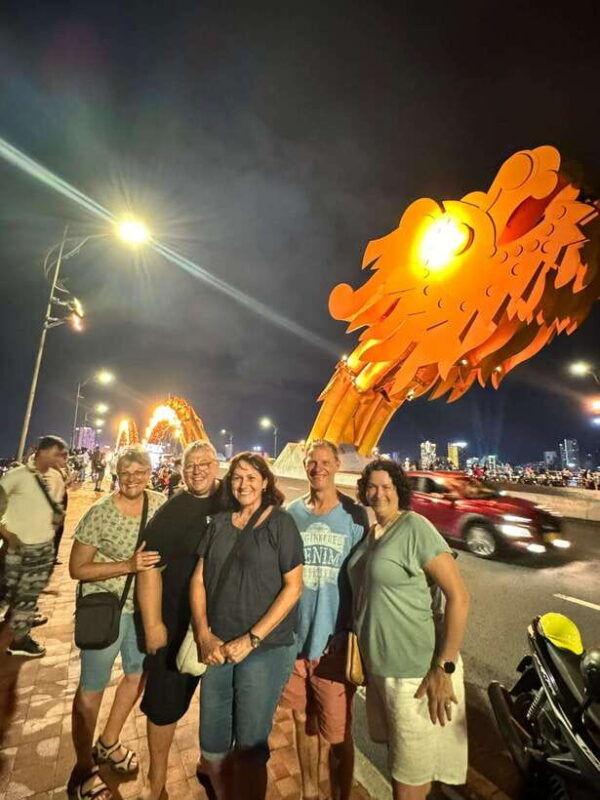 private-street-food-motorbike-tour-in-da-nang-city