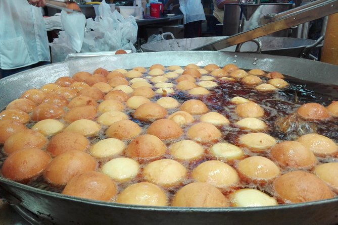 private-street-food-tour-eat-like-a-local-in-medellin