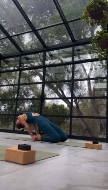 Private Sunrise/Sunset Yoga and Mindfulness in Nature - Who Is This Experience Best For?