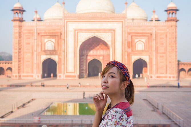 Private Sunrise Taj Mahal, Agra Fort and Baby Taj from Delhi - Enjoying Authentic Local Cuisine