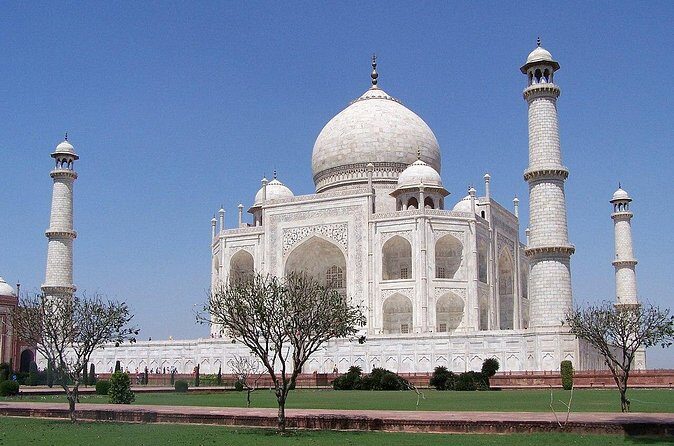Private Sunrise Taj Mahal Tour from Delhi by Car - FAQ
