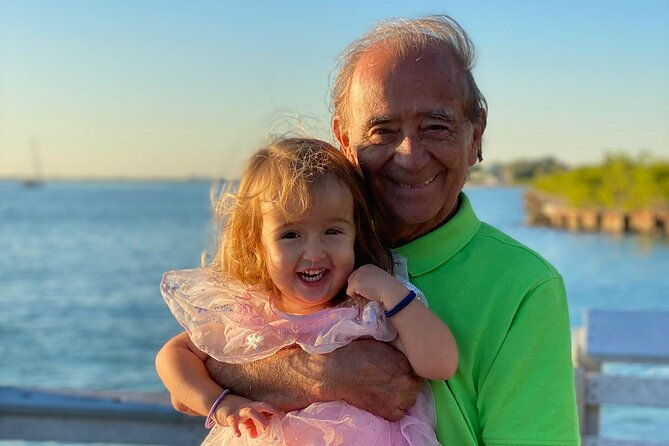 private-sunset-boat-cruise-in-miami-with-champagne-by-the-cleat-2