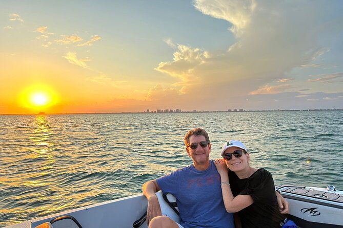 private-sunset-boat-cruise-in-miami-with-champagne-by-the-cleat-2