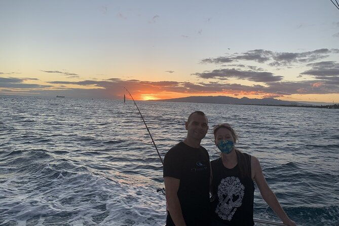 private-sunset-boat-cruise-in-waikiki-honolulu-2