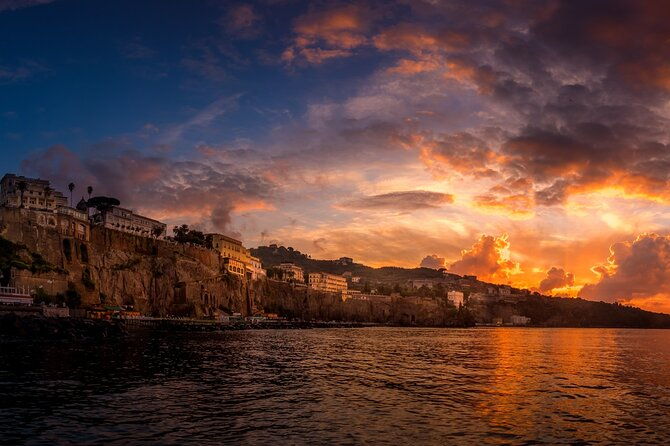 private-sunset-boat-tour-from-sorrento-with-aperitif-on-board