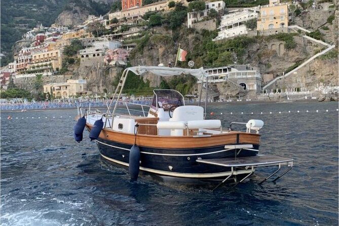 private-sunset-boat-tour-in-positano
