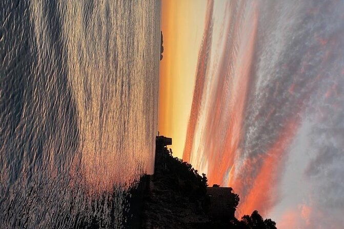 private-sunset-boat-tour-in-positano