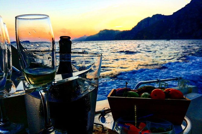 private-sunset-boat-tour-on-the-amalfi-coast-and-aperitif