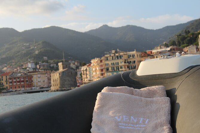 private-sunset-boat-tour-with-aperitif-in-portofino-gulf-2