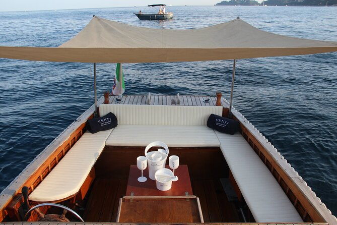 private-sunset-boat-tour-with-aperitif-in-portofino-gulf-2