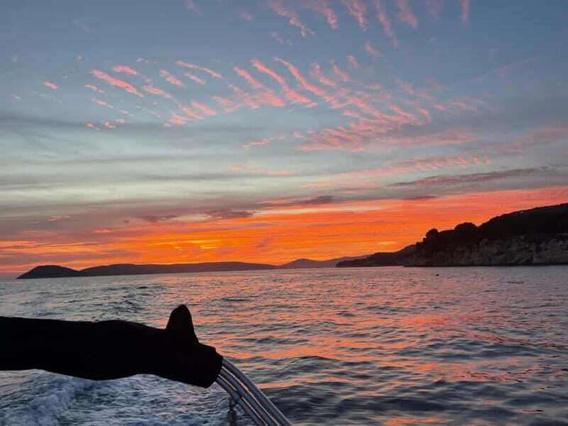 Private Sunset Boat Tour with Music and Wine - What the Itinerary Looks Like