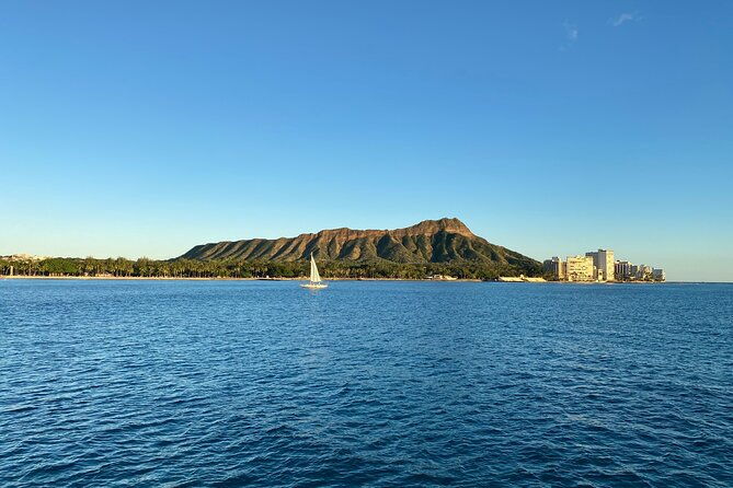 private-sunset-catamaran-cruise-in-waikiki