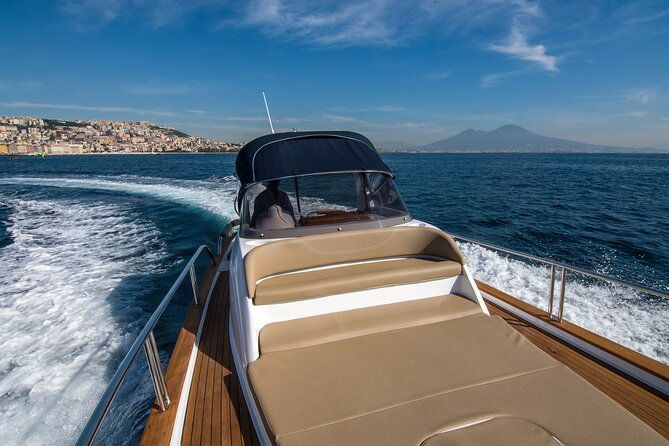 private-sunset-cruise-of-the-amalfi-coast-restroom-on-board-2