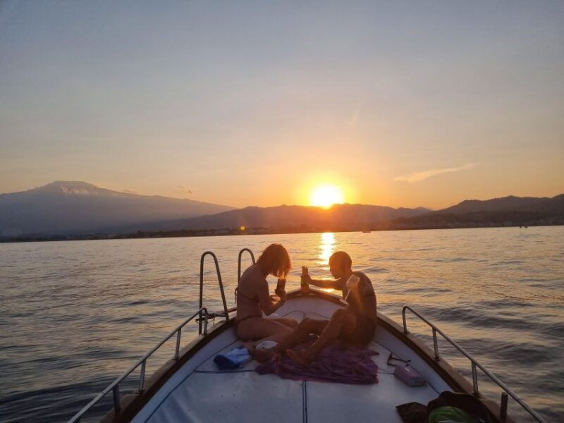 private-sunset-cruise-taormina