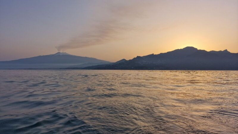 private-sunset-cruise-taormina