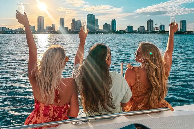 private-sunset-luxury-sail-on-tampa-bay