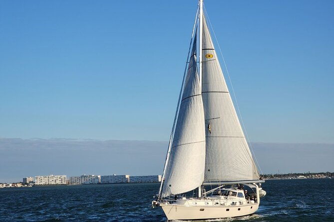 private-sunset-luxury-sail-on-tampa-bay