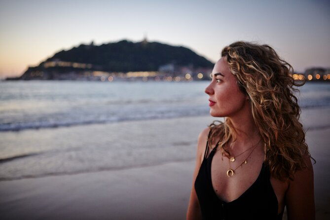 private-sunset-photo-session-on-la-concha-beach