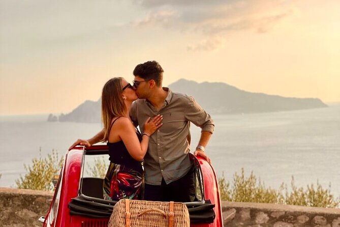 private-sunset-photo-tour-with-vintage-fiat-500