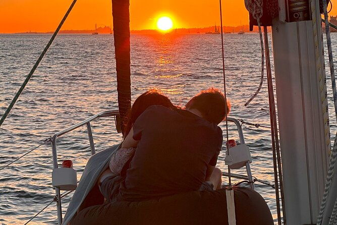 private-sunset-sailing-boat-tour-in-lisbon