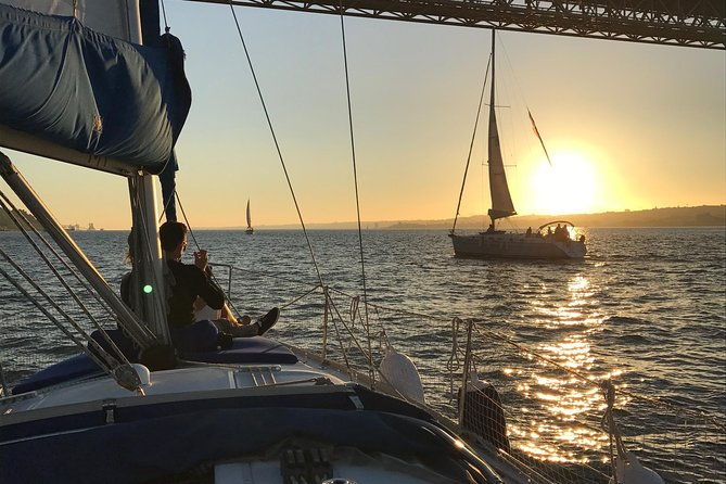 private-sunset-sailing-cruise-from-lisbon