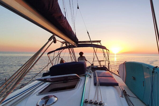 private-sunset-sailing-tour-along-the-north-coast-2
