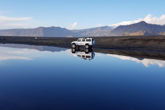 private-superjeep-full-day-south-coast-and-eyjafjallajokull-volcano-sights