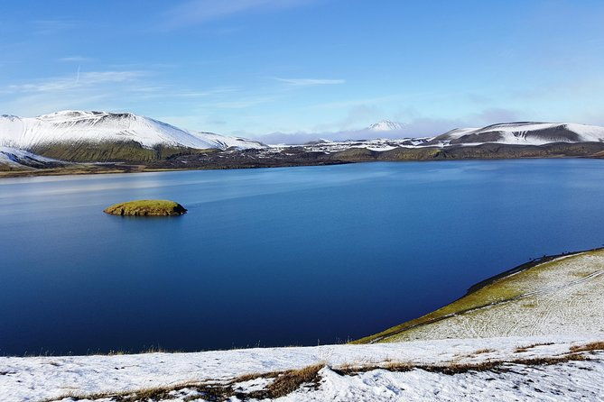 private-superjeep-landmannalaugar-and-hekla-volcano-day-trip