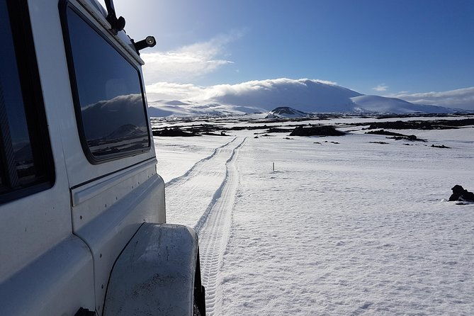 private-superjeep-landmannalaugar-and-hekla-volcano-day-trip