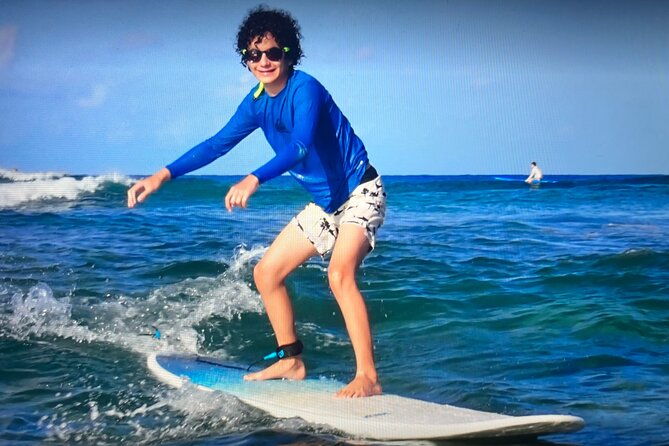private-surf-lesson-with-transportation-in-honolulu-hawaii