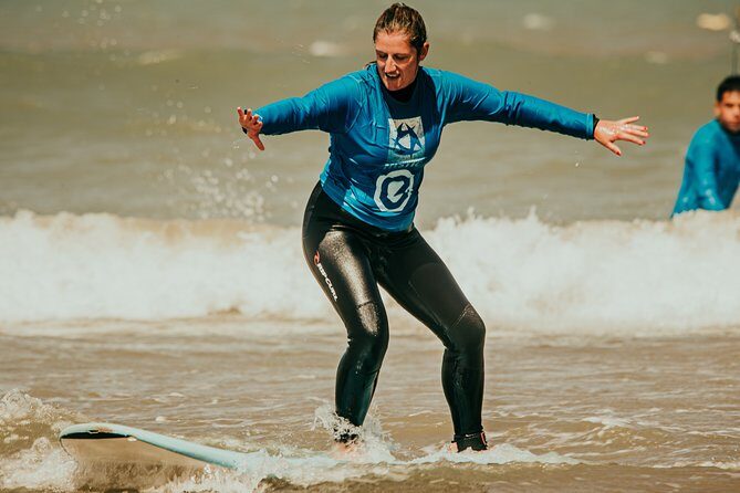 Private Surf Lessons - Who Should Consider This Experience?