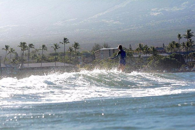 private-surf-lessons-for-beginners-in-kihei-at-kalama-park
