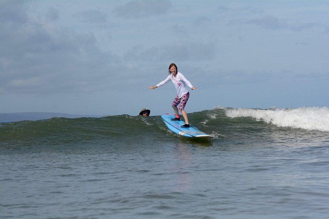private-surf-lessons-for-beginners-in-kihei-at-kalama-park