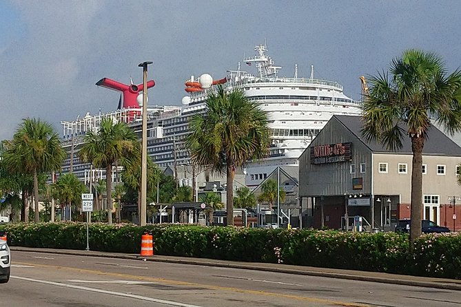 private-suv-transfer-houston-iah-airport-to-galveston-for-6-pax