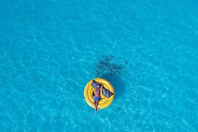 private-swim-with-pigs-and-snorkeling-in-paradise-tour