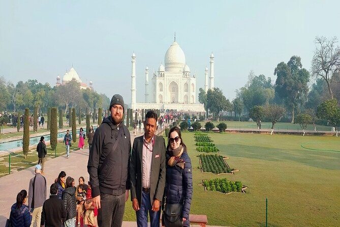 Private Taj Mahal Day Tour by Car from Delhi - All Inclusive - Key Points