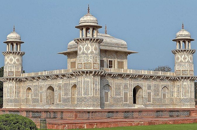 Private Taj Mahal Day Trip from Delhi by Car - How the Tour Balances Cost and Experience