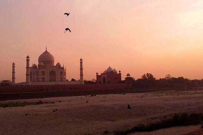 Private Taj Mahal Sunrise with Agra Day Tour from Delhi - Witnessing the Taj Mahal at Sunrise