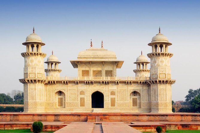 Private Taj Mahal Tour from Delhi by Super-Fast Train - FAQs